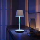 Philips Hue 8719514404571 LED Tischlampe für den Außenbereich Go | 6,2W integrierte LED-Quelle | 530lm | 2000-6500 RGBK
